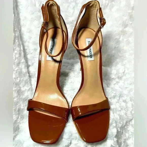 Steve Madden Womens Brown Wafer Patent Stiletto Heels - Picture 1 of 8